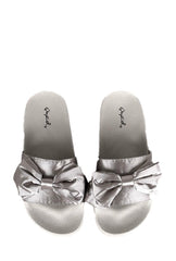 Leslie - Timeless Gala